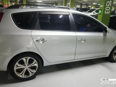 2010 Hyundai i30 cw 1.6 VGT Luxury, фото 2, лот 10038800
