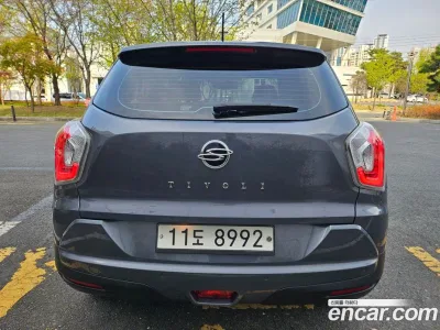 2015 Ssang Yong TIBOLI VX 2WD, фото 3, лот 10059234