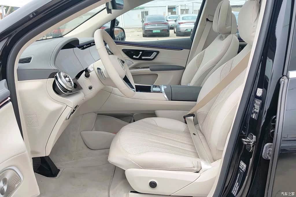 2025 Mercedes-Benz EQS SUV Model 500 4MATIC, фото 3, лот 10593659