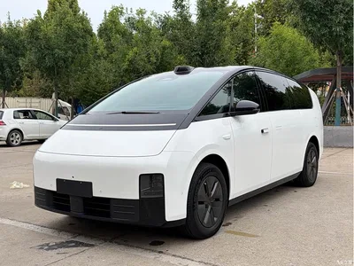 2024 Li Auto MEGA Ultra, фото 2, лот 10446230