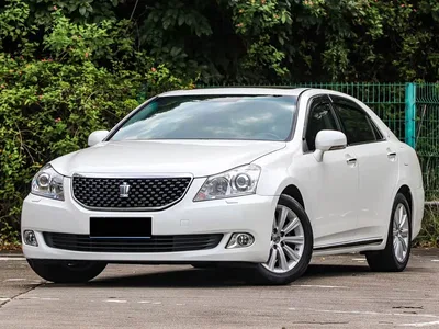 2012 Toyota Crown 2.5L Royal Saloon, фото 1, лот 10280626