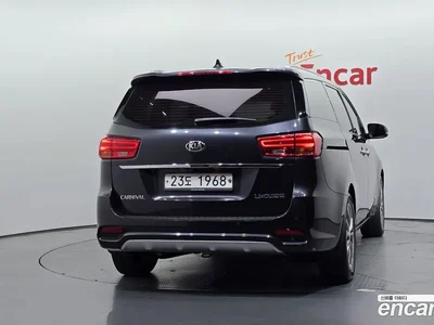 2019 Kia Canival 7-Seater Limousine, фото 4, лот 10686332