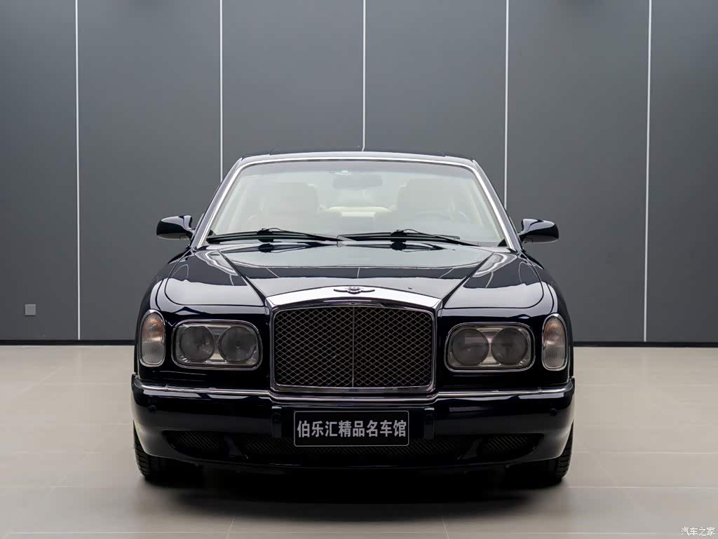2005 Bentley Arnage Model R 6.8T, фото 2, лот 10275811