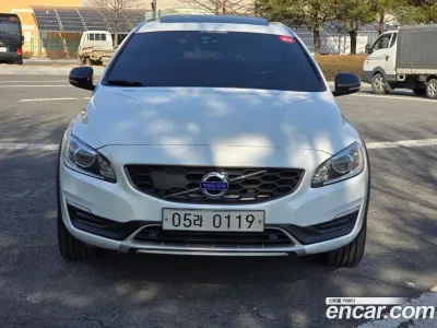 2016 Volvo V60 T5 AWD, фото 1, лот 10122280