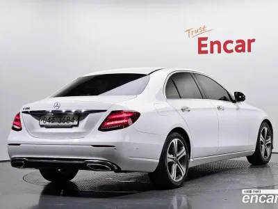 2019 Mercedes-Benz E-Class E300 Avantgarde, фото 1, лот 10210225