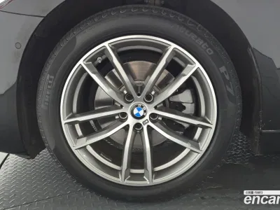 2017 BMW 5-Series 520d xDrive M Sport Package, фото 4, лот 10178254
