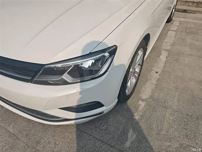 2015 Volkswagen Lamando 280TSI DSG Comfort, фото 3, лот 10469854