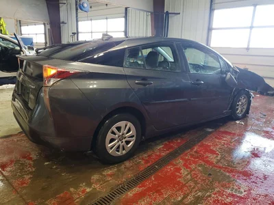 2016 TOYOTA PRIUS TWO, фото 3, лот 10495082