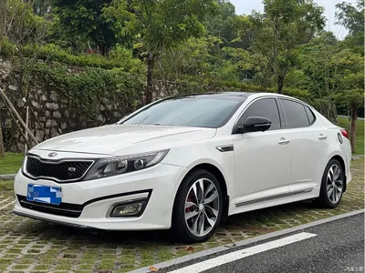 2015 Kia K5 2.0L Automatic GLS, фото 1, лот 10334139