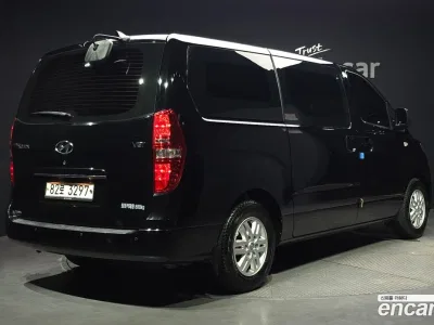 2021 Hyundai Starex Van 3-Seater, фото 1, лот 10193211