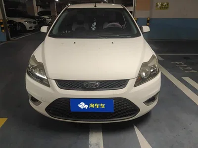 2013 Ford Focus Hatchback Classic 1.8L Automatic Base, фото 2, лот 10295829