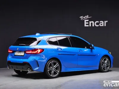 2022 BMW 1-Series 120i M Sports, фото 2, лот 10036360