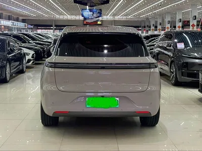2024 Li Auto L6 Pro, фото 4, лот 10446119
