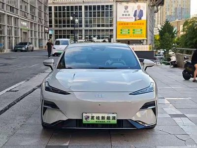 2024 Geely Galaxy Galaxy E8 665km RWD Starship Voyager Edition, фото 4, лот 10429632