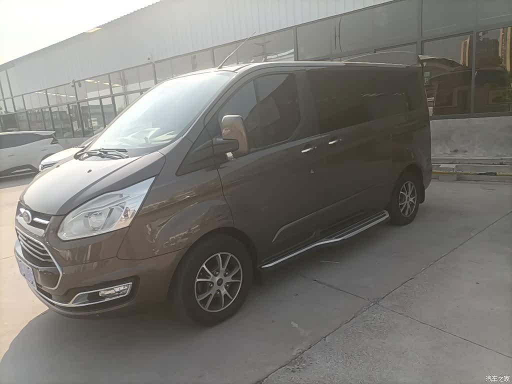 2017 Ford Tourneo 2.0T Automatic Smart Elite Edition, фото 1, лот 10481964