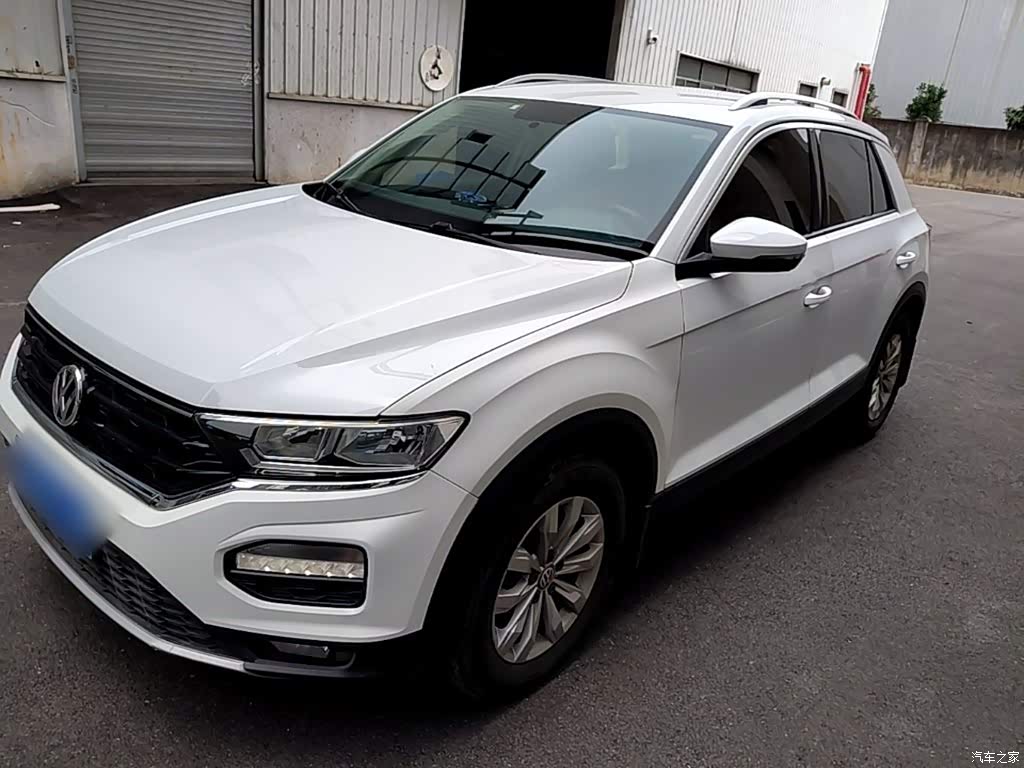 2019 Volkswagen T-ROC 230TSI DSG 2WD Fashion Type China VI, фото 1, лот 11221545