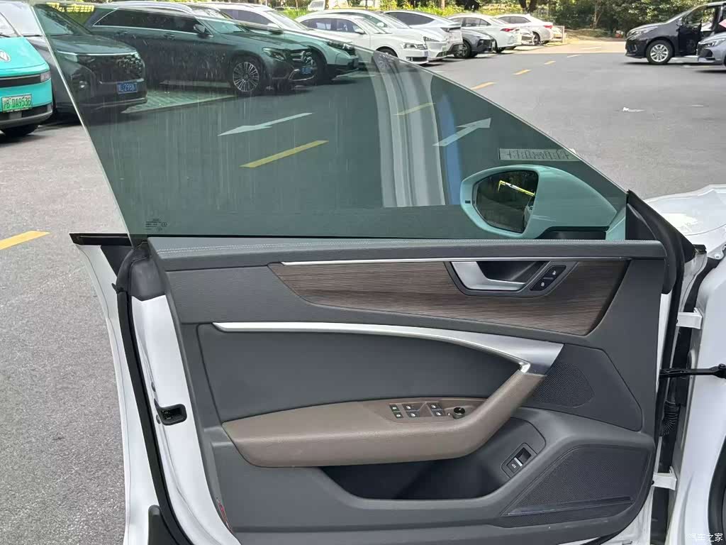 2022 Audi A7L 45 TFSI quattro S-line Vision Crystal Package, фото 4, лот 11191411