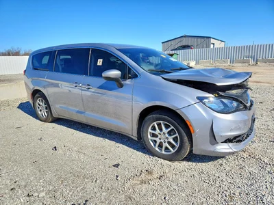 2018 CHRYSLER PACIFICA LX, фото 4, лот 10869052