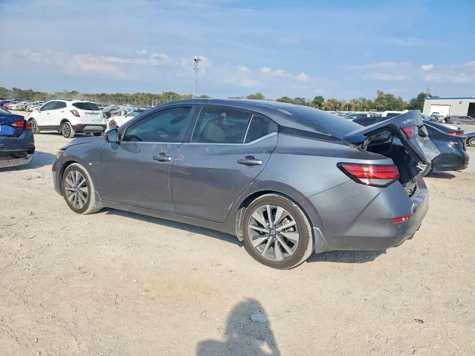 2021 NISSAN SENTRA SV, фото 2, лот 11209718