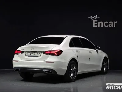 2020 Mercedes-Benz A-Class A220 Sedan, фото 2, лот 10037195
