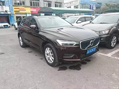 2018 Volvo XC60 T5 AWD Momentum Edition, фото 3, лот 10352251
