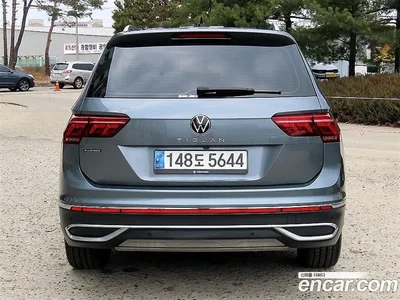 2023 Volkswagen Tiguan 2.0 TSI Prestige, фото 4, лот 10216465