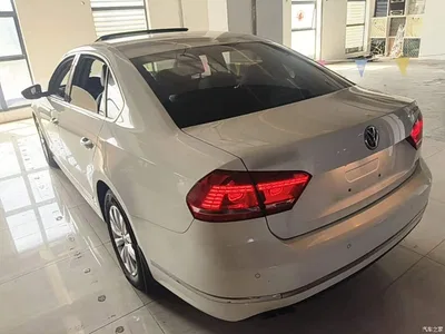 2014 Volkswagen Passat 1.8TSI DSG Luxury Edition, фото 4, лот 10440392