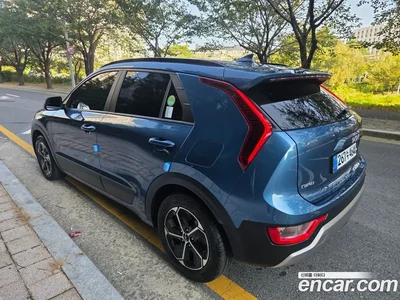2022 Kia Niro Prestige, фото 4, лот 11126766