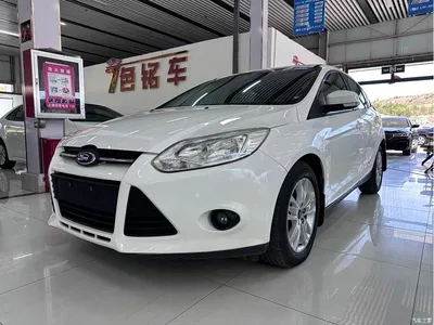 2012 Ford Focus Hatchback 1.6L Automatic Comfort, фото 1, лот 10296365