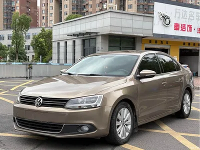 2014 Volkswagen Sagitar Facelift 1.6L Manual Comfort, фото 1, лот 10429110