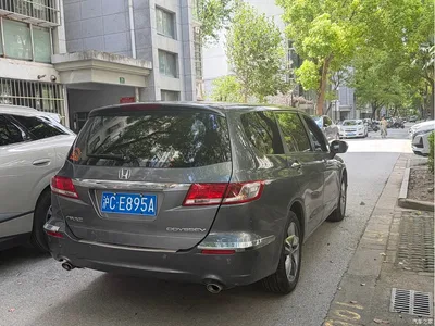 2011 Honda Odyssey Jingshow 2.4L Luxury Edition, фото 4, лот 10438212