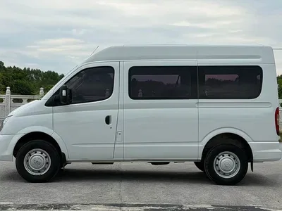 2021 SAIC Maxus Xintu V80 2.0T Manual Classic Aoyuntong Short Wheelbase Medium Roof 5/6-Seater, фото 4, лот 11166026