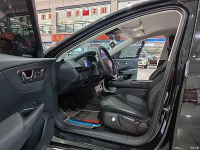 2022 Hongqi E-QM5 431km Charging Enjoyment Edition, фото 4, лот 10839208