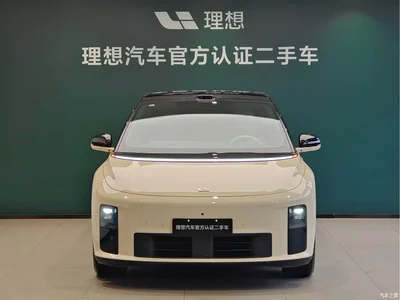 2025 Li Auto i6 2WD Base Model, фото 2, лот 11187488