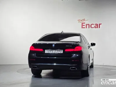 2021 BMW 5-Series 530e Luxury, фото 4, лот 10131459