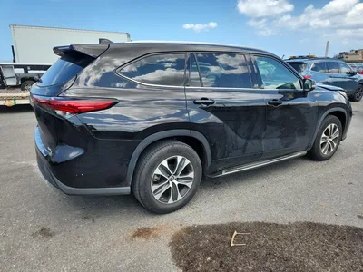 2022 TOYOTA HIGHLANDER XLE, фото 3, лот 10568964
