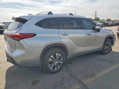 2021 TOYOTA HIGHLANDER XLE, фото 3, лот 10522494