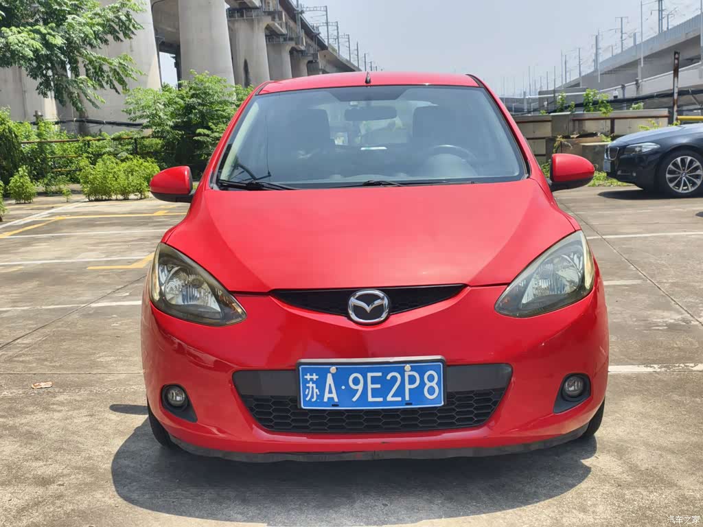 2011 Mazda 2, фото 1, лот 10306622