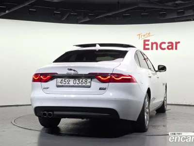 2017 Jaguar XF 20d Prestige AWD, фото 4, лот 10519427