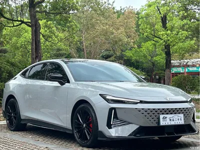 2024 Changan UNI-V 1.5T Deluxe Sport, фото 3, лот 10248201
