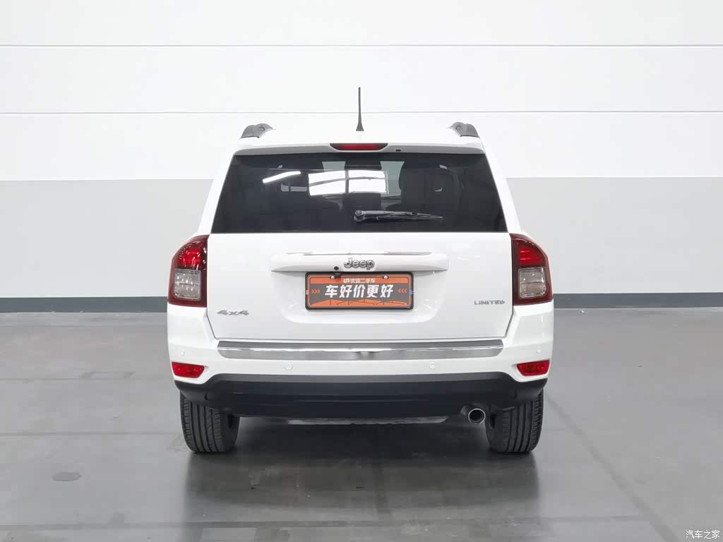 2014 Jeep Compass (Import) Facelift 2.4L 4WD Luxury Navigation Edition, фото 4, лот 11203087