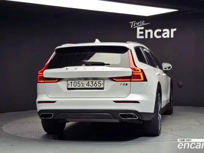 2020 Volvo V60 T5 Pro AWD, фото 4, лот 10114408