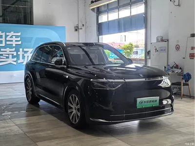 2025 AITO Wenjie AITO M8 Model Extended Range Max+ Edition 53.4kWh 6-Seater, фото 3, лот 10278500