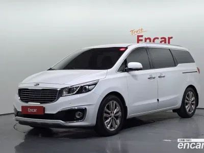 2018 Kia Canival 9-seater Noblesse, фото 1, лот 10333143