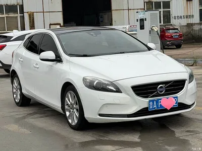 2013 Volvo V40 2.0T Elegance Edition, фото 3, лот 10365864