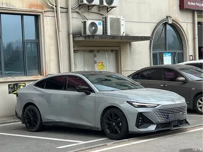 2023 Changan UNI-V 1.5T Luxury Edition, фото 3, лот 11008291