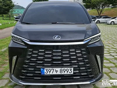 2026 Lexus LM 500h Executive, фото 1, лот 10224236