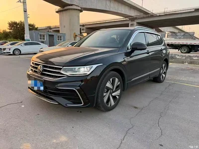 2023 Volkswagen Tiguan L Facelift 330TSI Auto FWD R-Line Premium, фото 1, лот 10262495