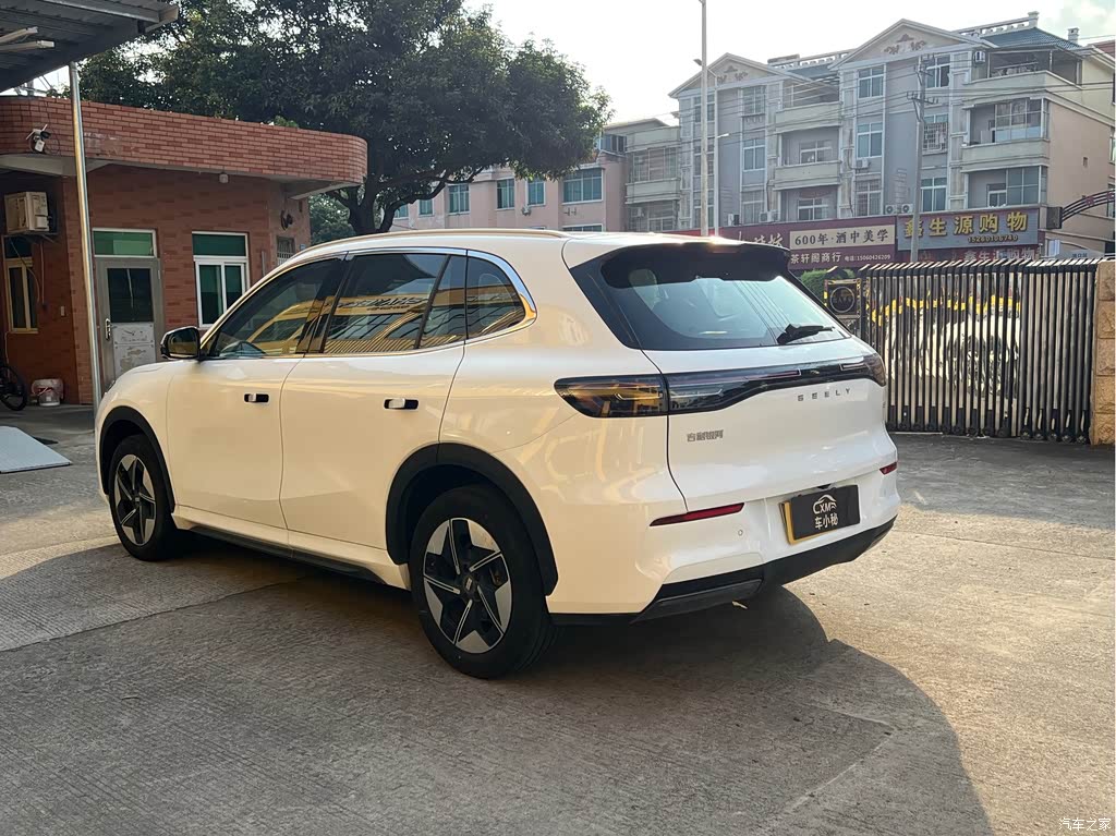 2024 Geely Galaxy Galaxy E5 530km Explore+ Edition, фото 4, лот 10430977