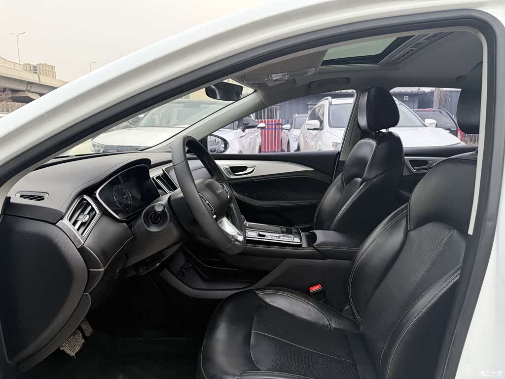 2021 Roewe i6 MAX EV 1.5T PHEV Ride-hailing Luxury Edition, фото 3, лот 10958017